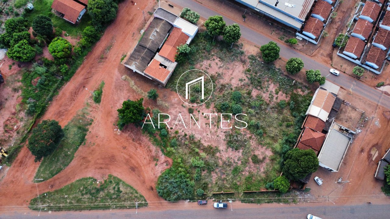 Foto de Terreno para venda na AV. PONTA PORÃ em  Bairro VISTA ALEGRE , Três Lagoas