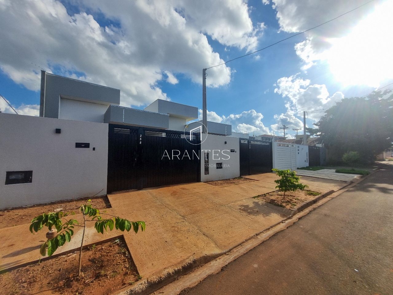 Foto de casa à venda no bairro Jardim Das Oliveiras  em Jardim das Oliveiras , Três Lagoas