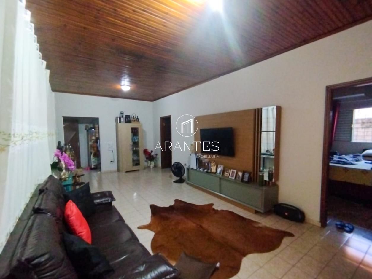 Foto de Casa à venda no Centro  em Centro , Três Lagoas