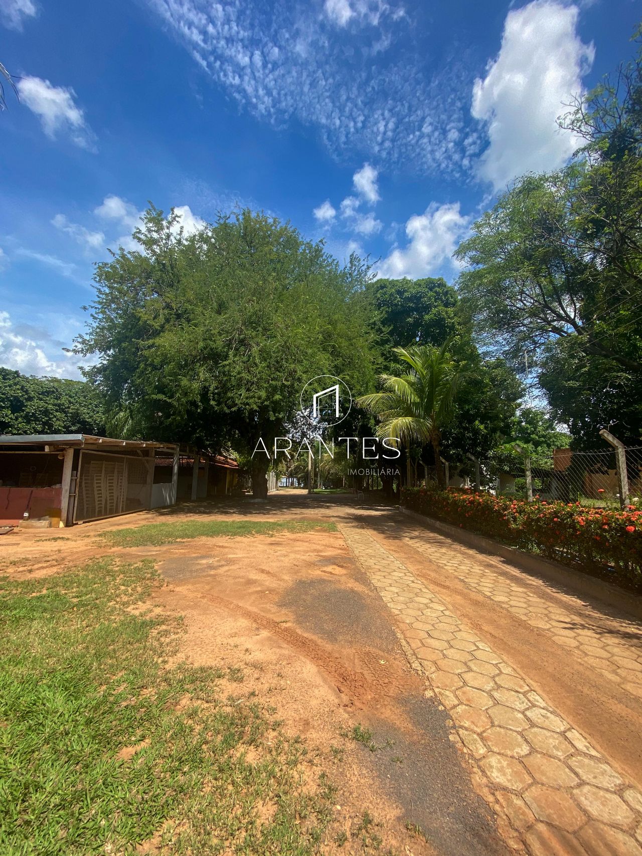 Foto de RANCHO À VENDA – RIO SUCURIÚ! em Rio Sucuriu, Três Lagoas