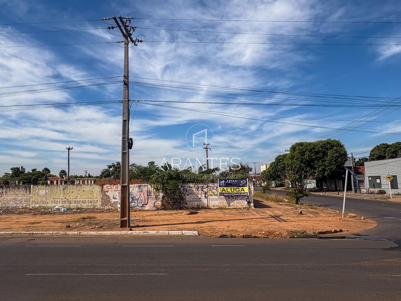 Foto de Terreno para Aluguel na Av. Antonio Trajano  em Centro, Três Lagoas