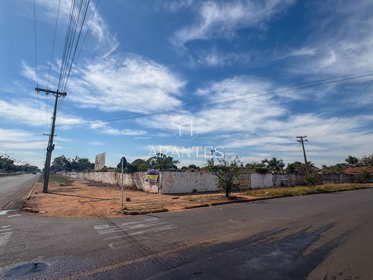 Foto de Terreno para Aluguel na Av. Antonio Trajano  em Centro, Três Lagoas