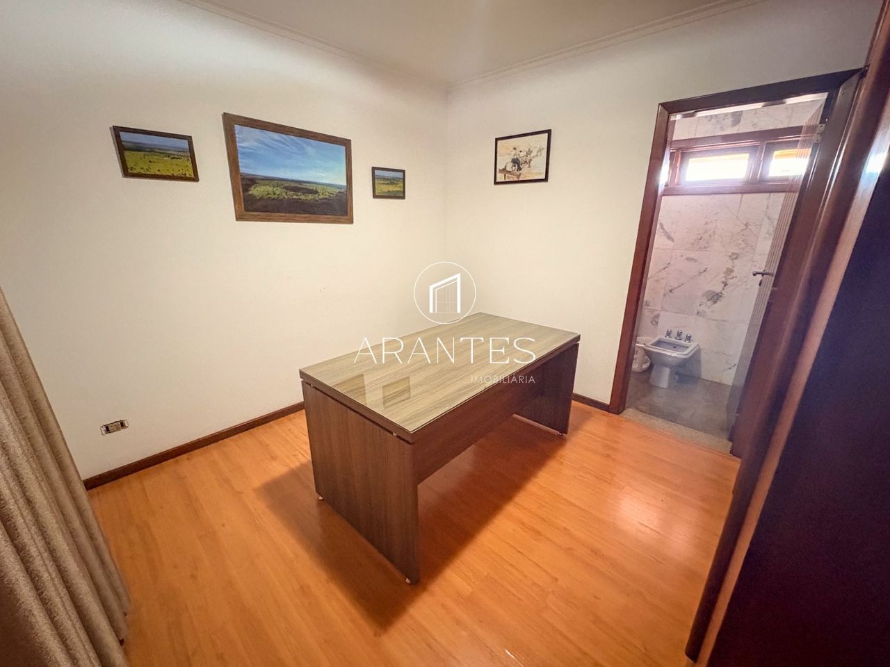 Foto de Casa de Alto Padrão no Bairro Colinos – Tradição e Conforto em Bairro Colinos , Três Lagoas