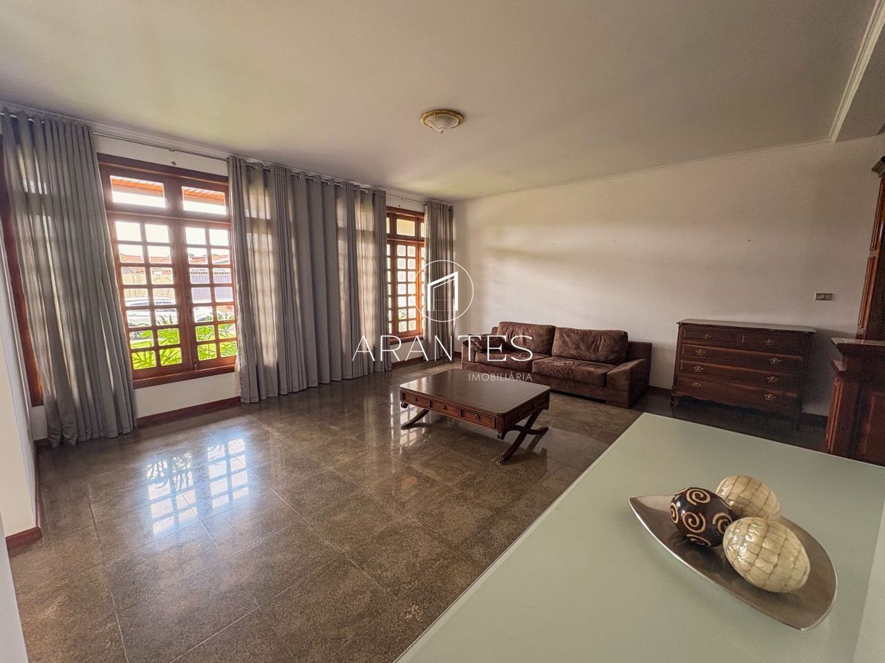 Foto de Casa de Alto Padrão no Bairro Colinos – Tradição e Conforto em Bairro Colinos , Três Lagoas