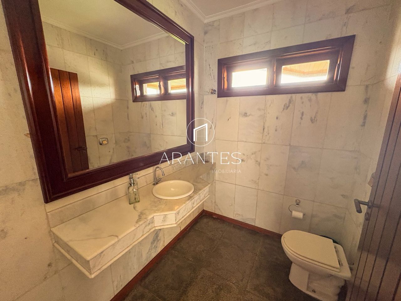 Foto de Casa de Alto Padrão no Bairro Colinos – Tradição e Conforto em Bairro Colinos , Três Lagoas