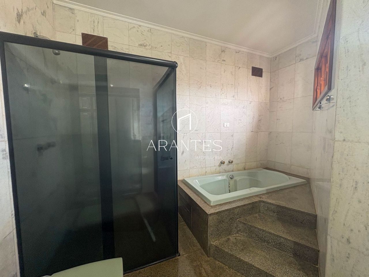 Foto de Casa de Alto Padrão no Bairro Colinos – Tradição e Conforto em Bairro Colinos , Três Lagoas