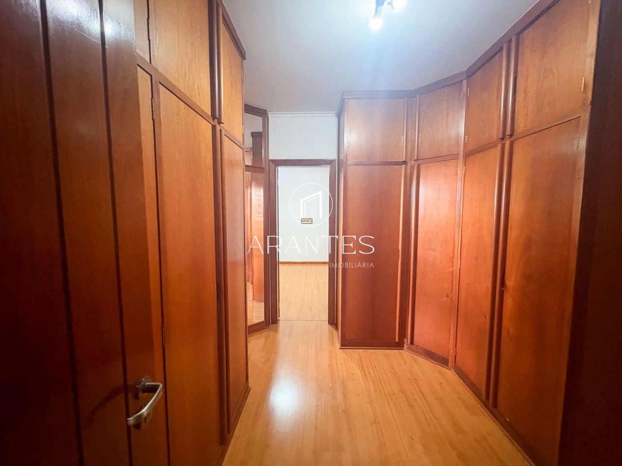 Foto de Casa de Alto Padrão no Bairro Colinos – Tradição e Conforto em Bairro Colinos , Três Lagoas