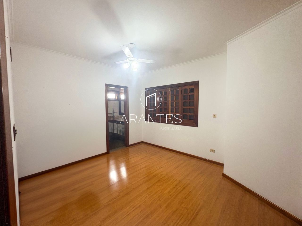 Foto de Casa de Alto Padrão no Bairro Colinos – Tradição e Conforto em Bairro Colinos , Três Lagoas