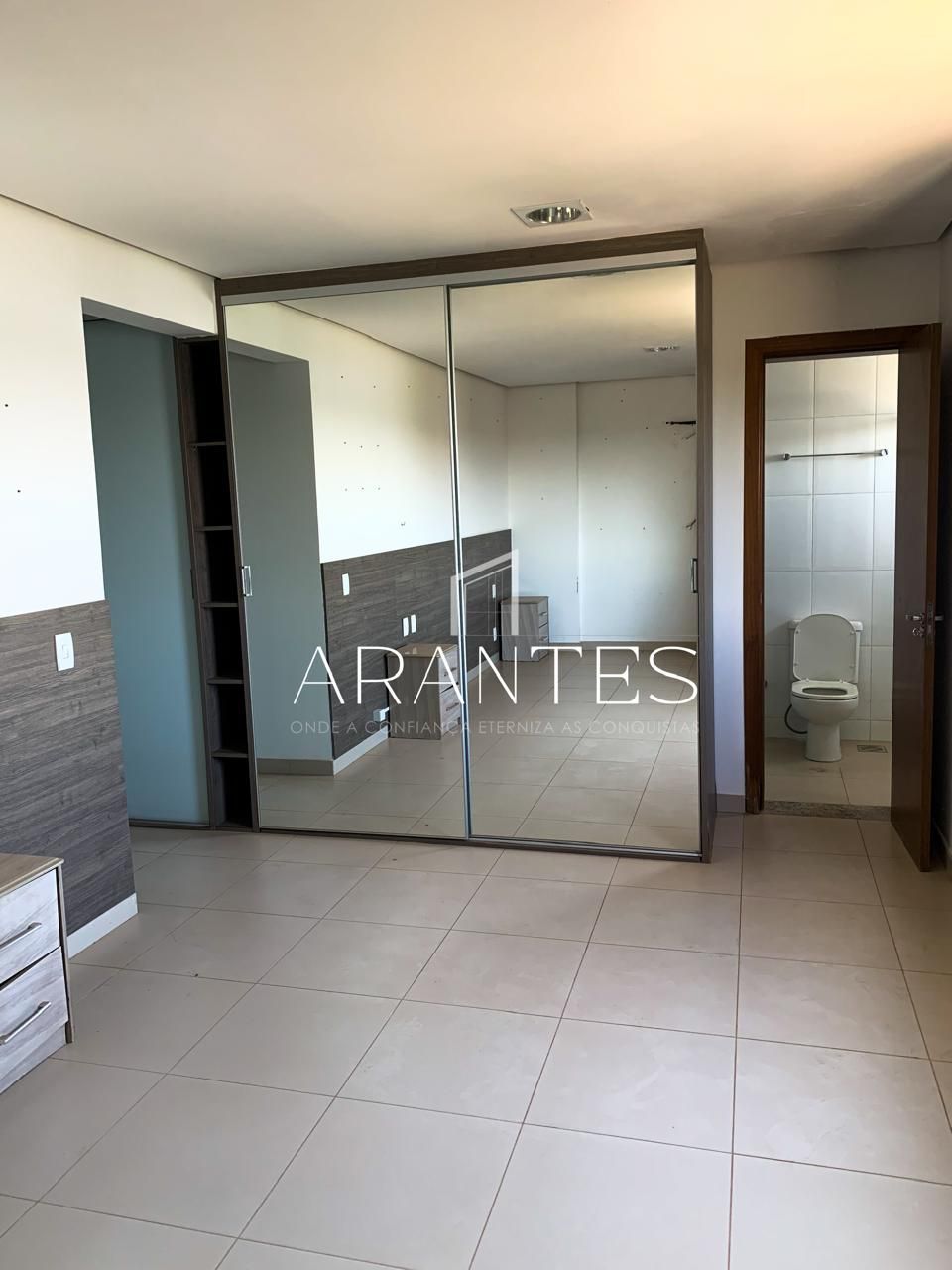 Foto de Apartamento com 3 dormitórios, sendo 01 suíte à venda, 140 m²Interlagos - Três Lagoas/MS em Interlagos, Três Lagoas