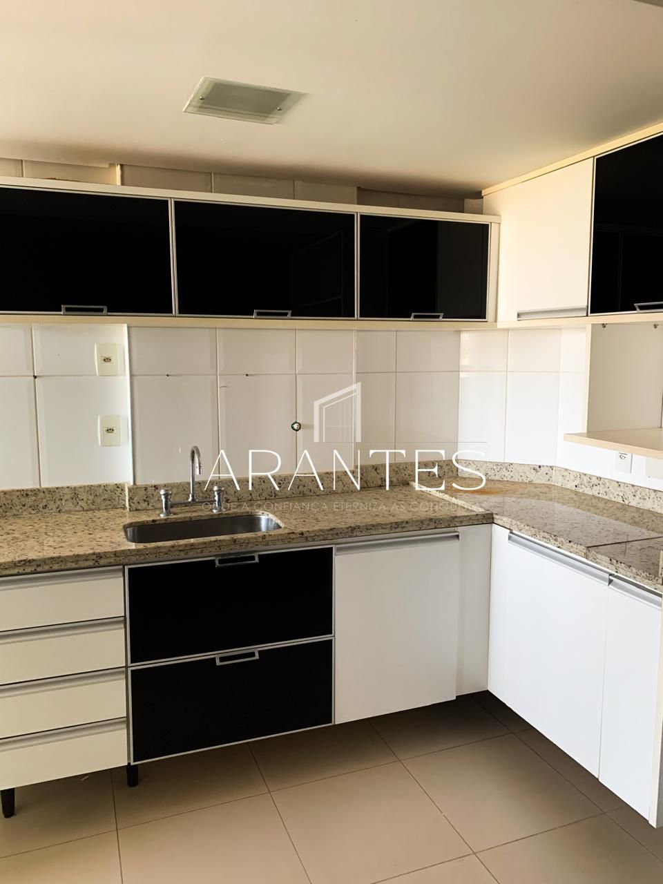 Foto de Apartamento com 3 dormitórios, sendo 01 suíte à venda, 140 m²Interlagos - Três Lagoas/MS em Interlagos, Três Lagoas