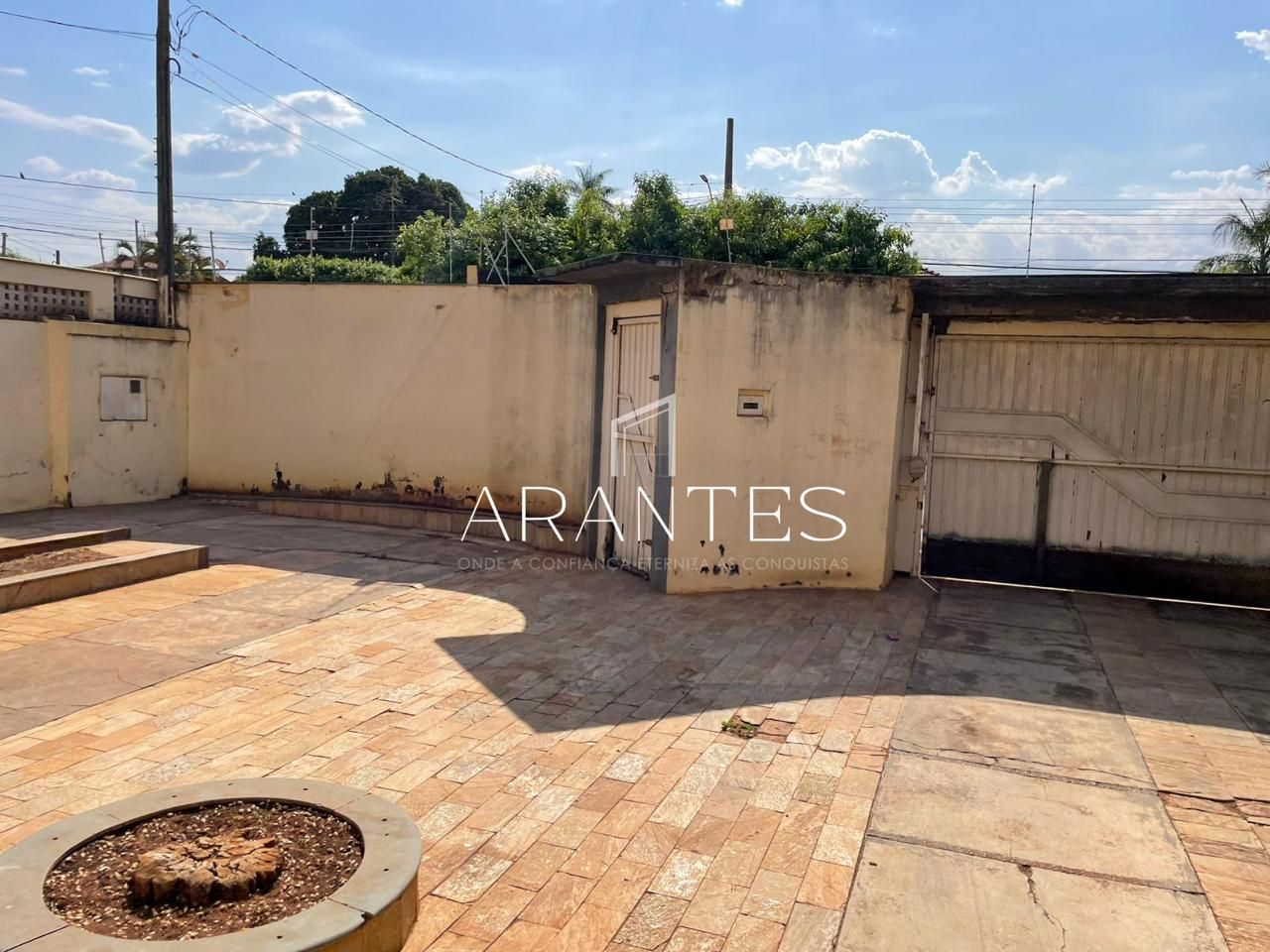Foto de Casa à Venda no Bairro Santos Dumont  em Santos Dumont , Três Lagoas