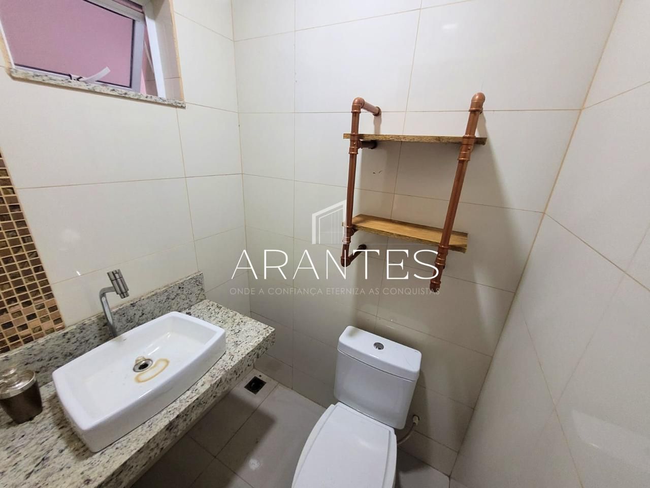 Foto de Sobrado de 3 quartos, 270 m² à venda por R$ 865 mil – Nova Três Lagoas/MS. em NOVA TRES LAGOAS, Três Lagoas