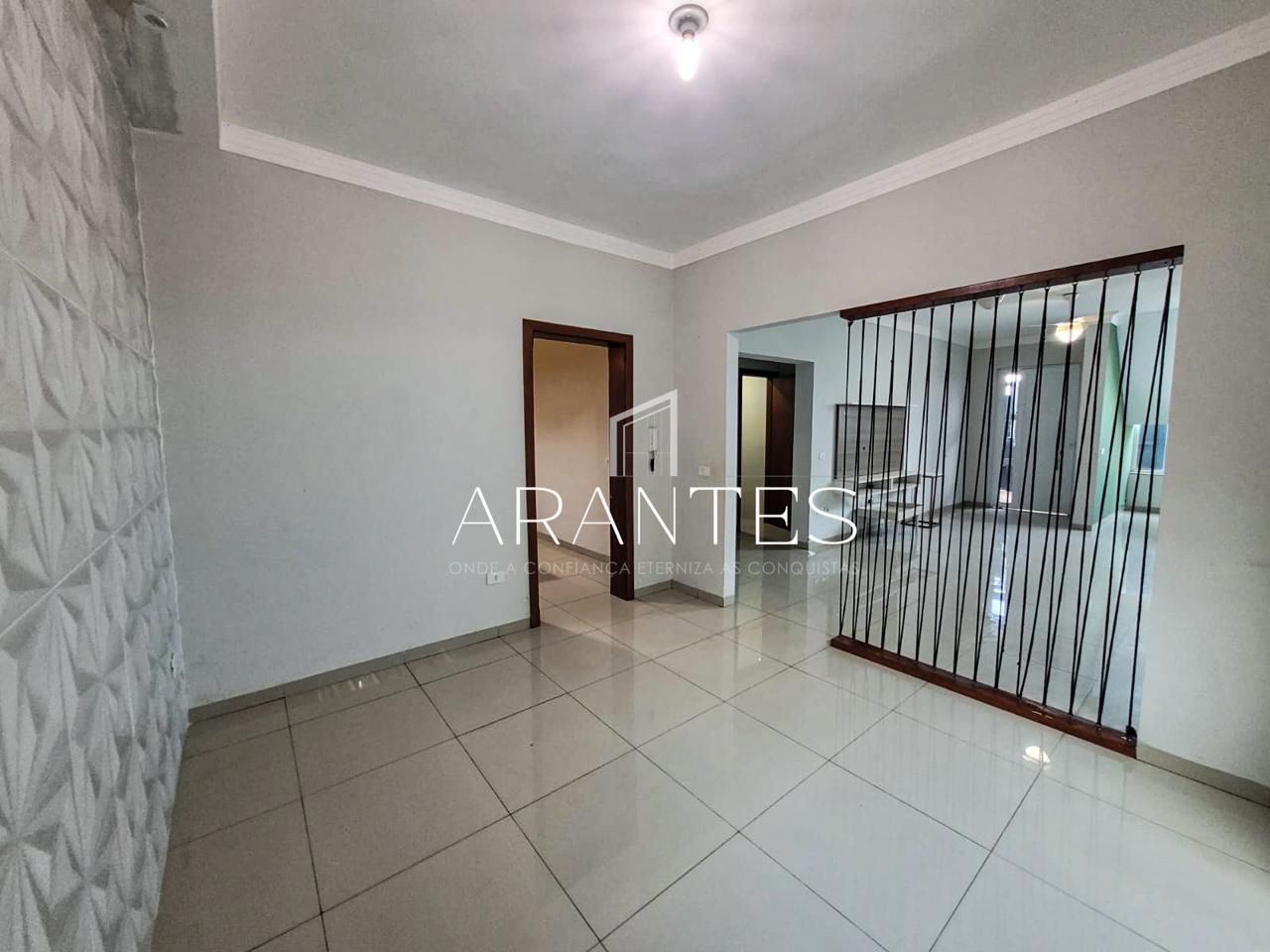 Foto de Sobrado de 3 quartos, 270 m² à venda por R$ 865 mil – Nova Três Lagoas/MS. em NOVA TRES LAGOAS, Três Lagoas