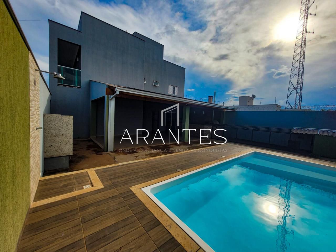 Foto de Sobrado de 3 quartos, 270 m² à venda por R$ 865 mil – Nova Três Lagoas/MS. em NOVA TRES LAGOAS, Três Lagoas