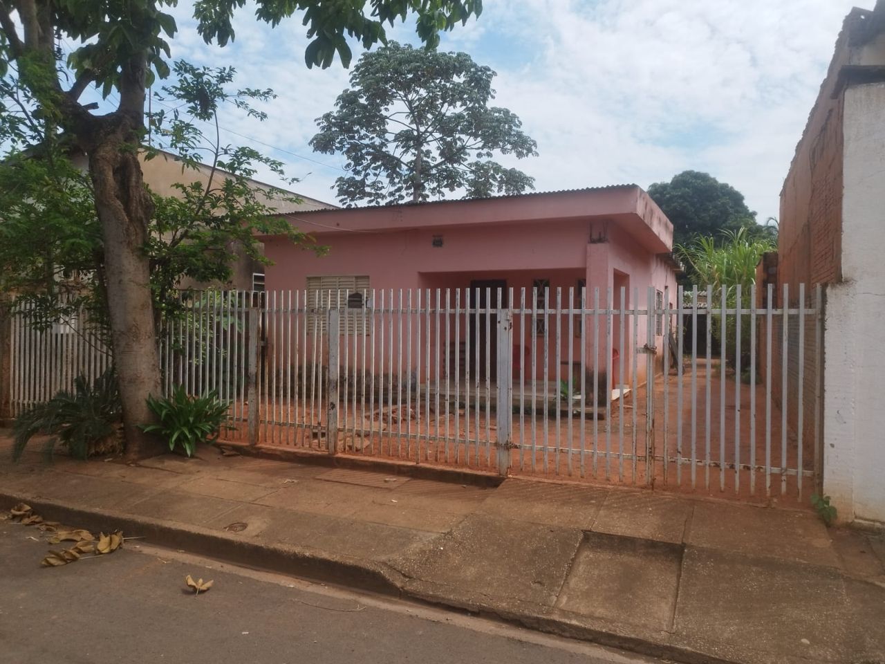 Foto de Casa com 3 quartos  em Paranapunga, Três Lagoas