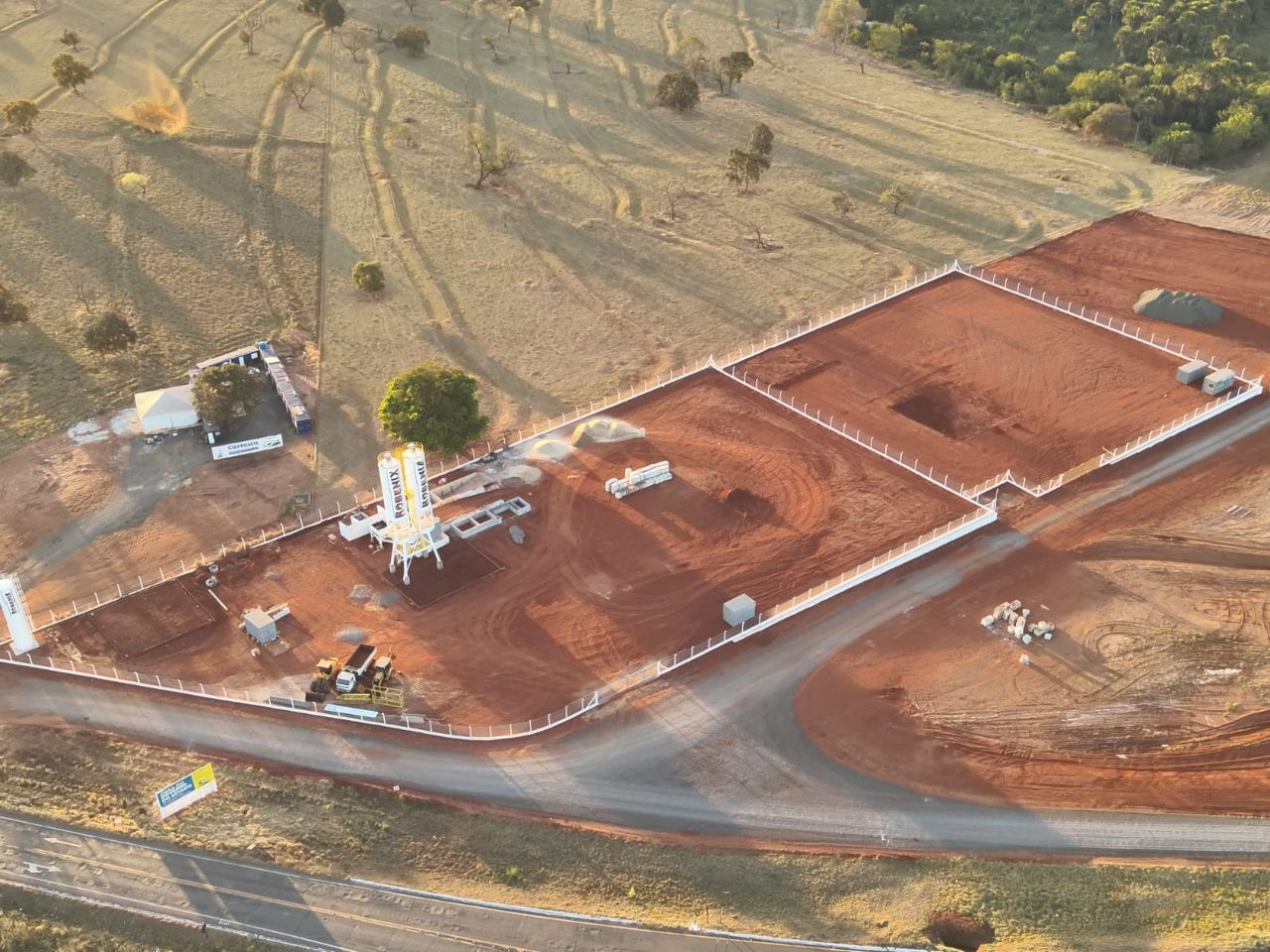 Foto de ÁREA COMERCIAL | INOCÊNCIA – MS em rodovia, Inocência 