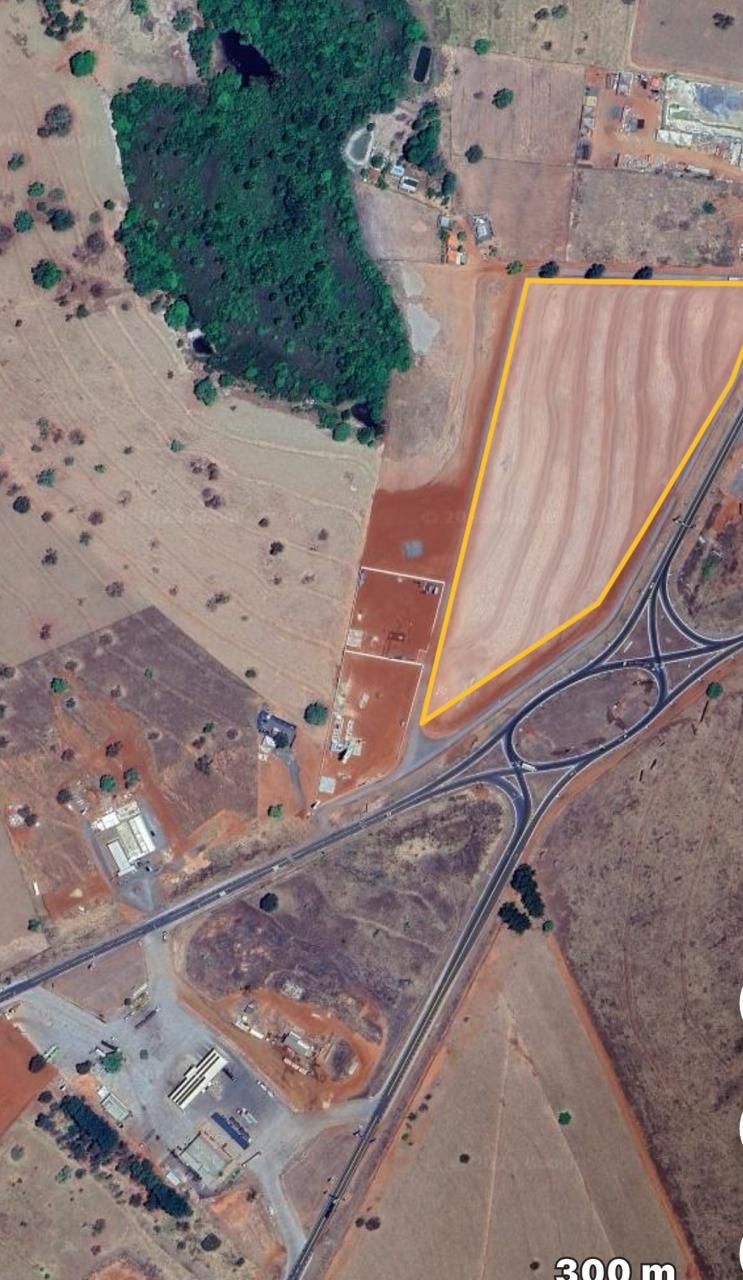 Foto de ÁREA COMERCIAL | INOCÊNCIA – MS em rodovia, Inocência 