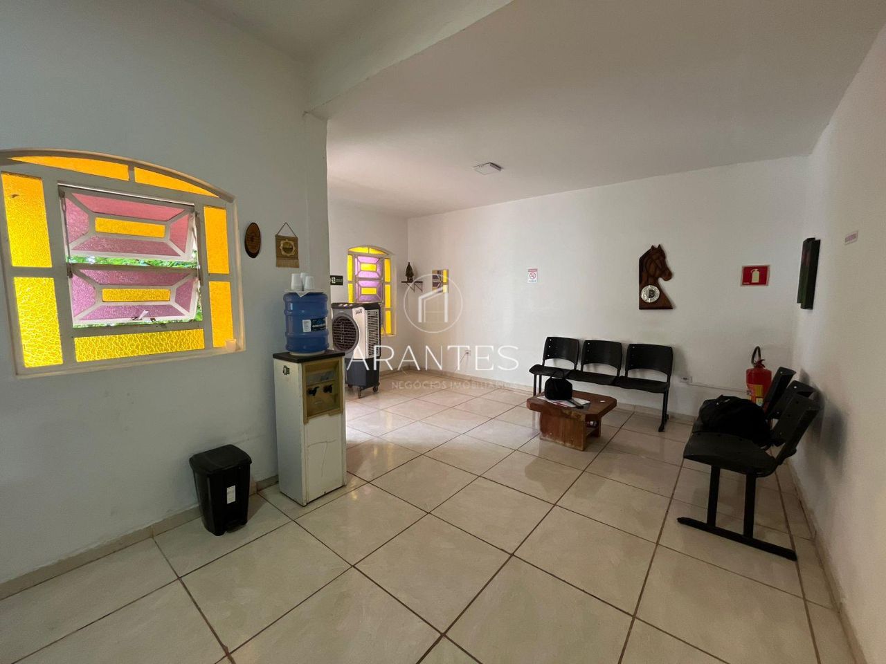Foto de CASA À VENDA – BAIRRO COLINOS  OPORTUNIDADE PARA REFORMA EM BAIRRO NOBRE em COLINOS, Três Lagoas