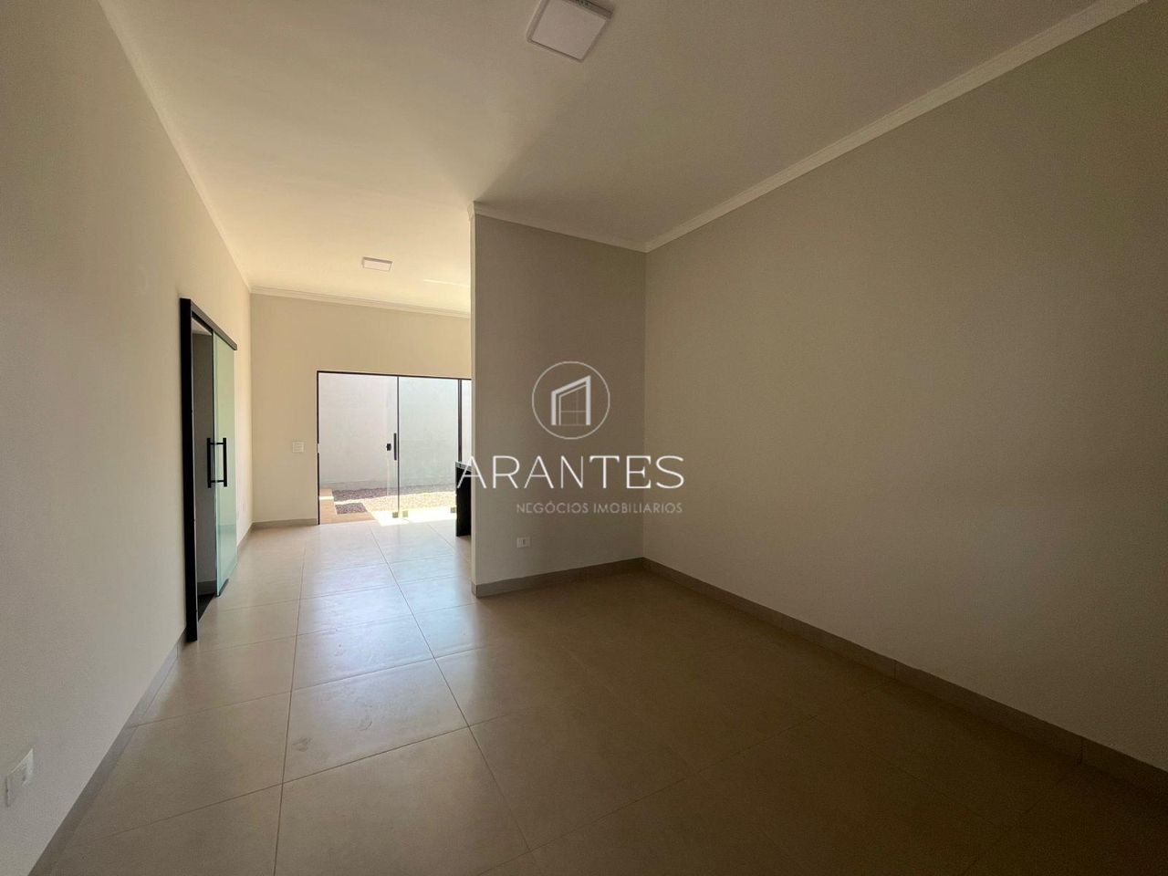 Foto de CASA MODERNA À VENDA em JARDIM MARISTELA, Três Lagoas