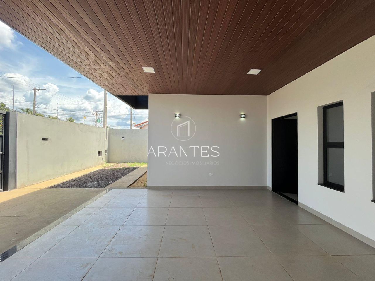 Foto de CASA MODERNA À VENDA em JARDIM MARISTELA, Três Lagoas