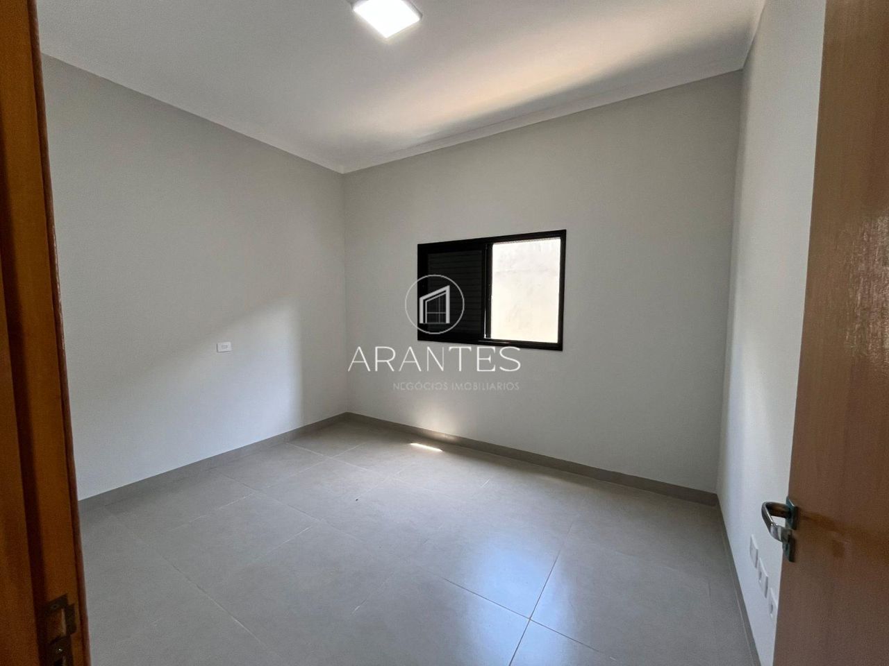 Foto de CASA MODERNA À VENDA em JARDIM MARISTELA, Três Lagoas