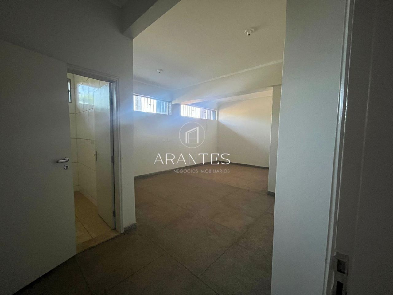 Foto de Edifício comercial 6 pavimentos, 1.478,73 m² – Centro, Três Lagoas – esquina de avenida em CENTRO, Três Lagoas