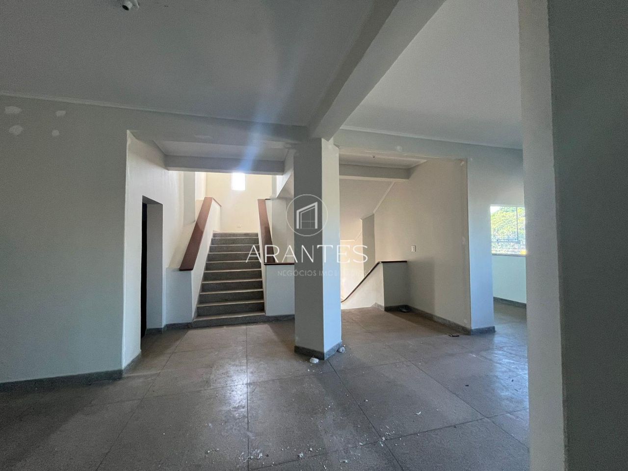 Foto de Edifício comercial 6 pavimentos, 1.478,73 m² – Centro, Três Lagoas – esquina de avenida em CENTRO, Três Lagoas