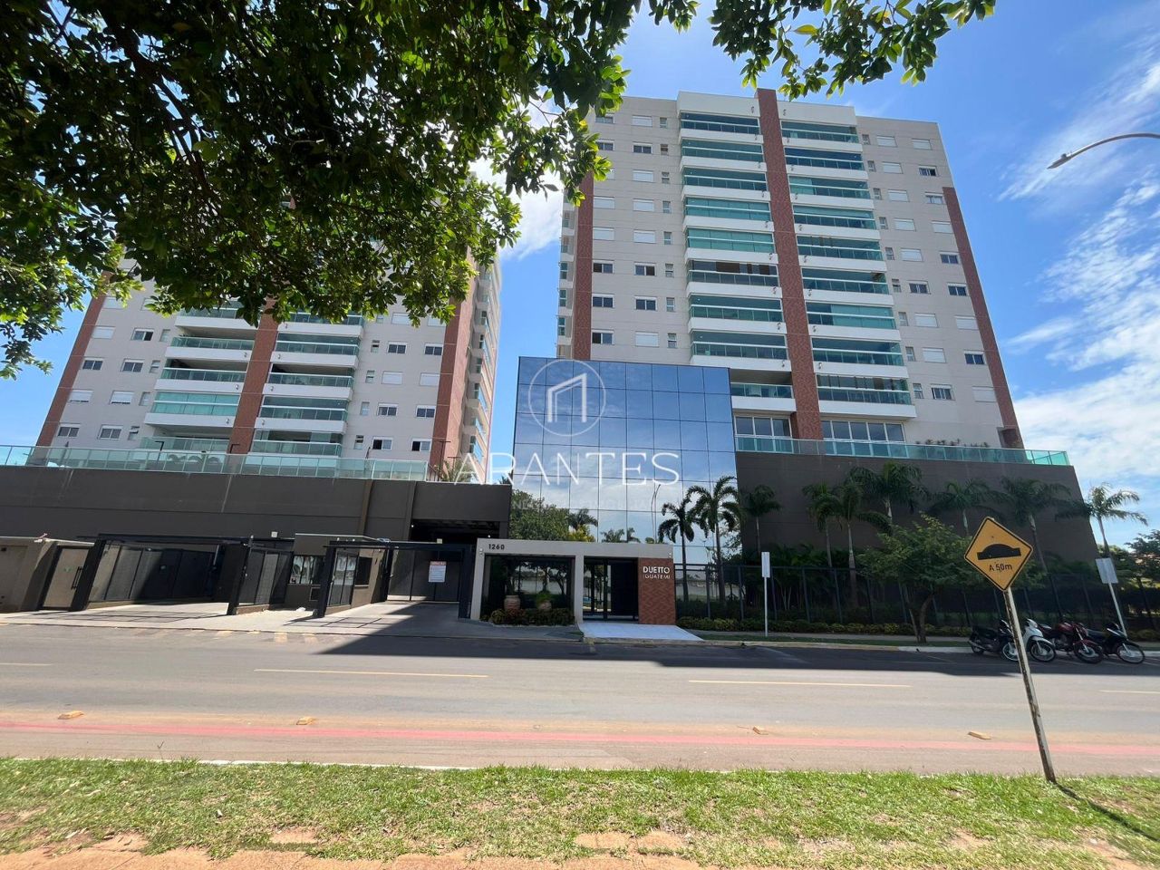 Foto de LOCAÇAO APARTAMENTO DUETTO IGUATEMI em INTERLAGOS, Três Lagoas