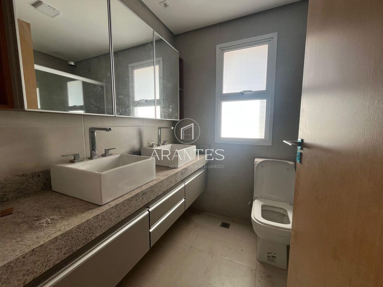 Foto de LOCAÇAO APARTAMENTO DUETTO IGUATEMI em INTERLAGOS, Três Lagoas
