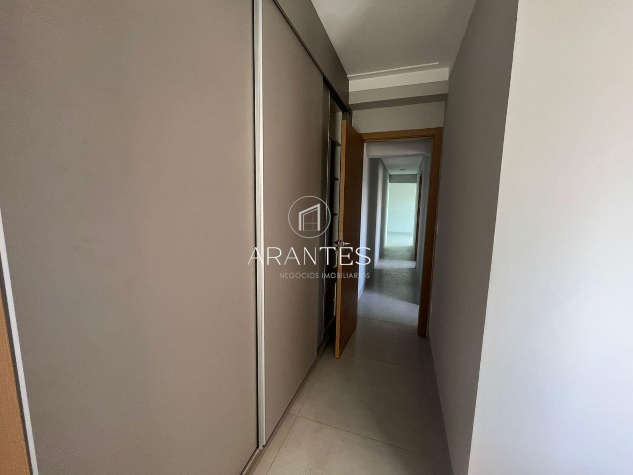 Foto de LOCAÇAO APARTAMENTO DUETTO IGUATEMI em INTERLAGOS, Três Lagoas