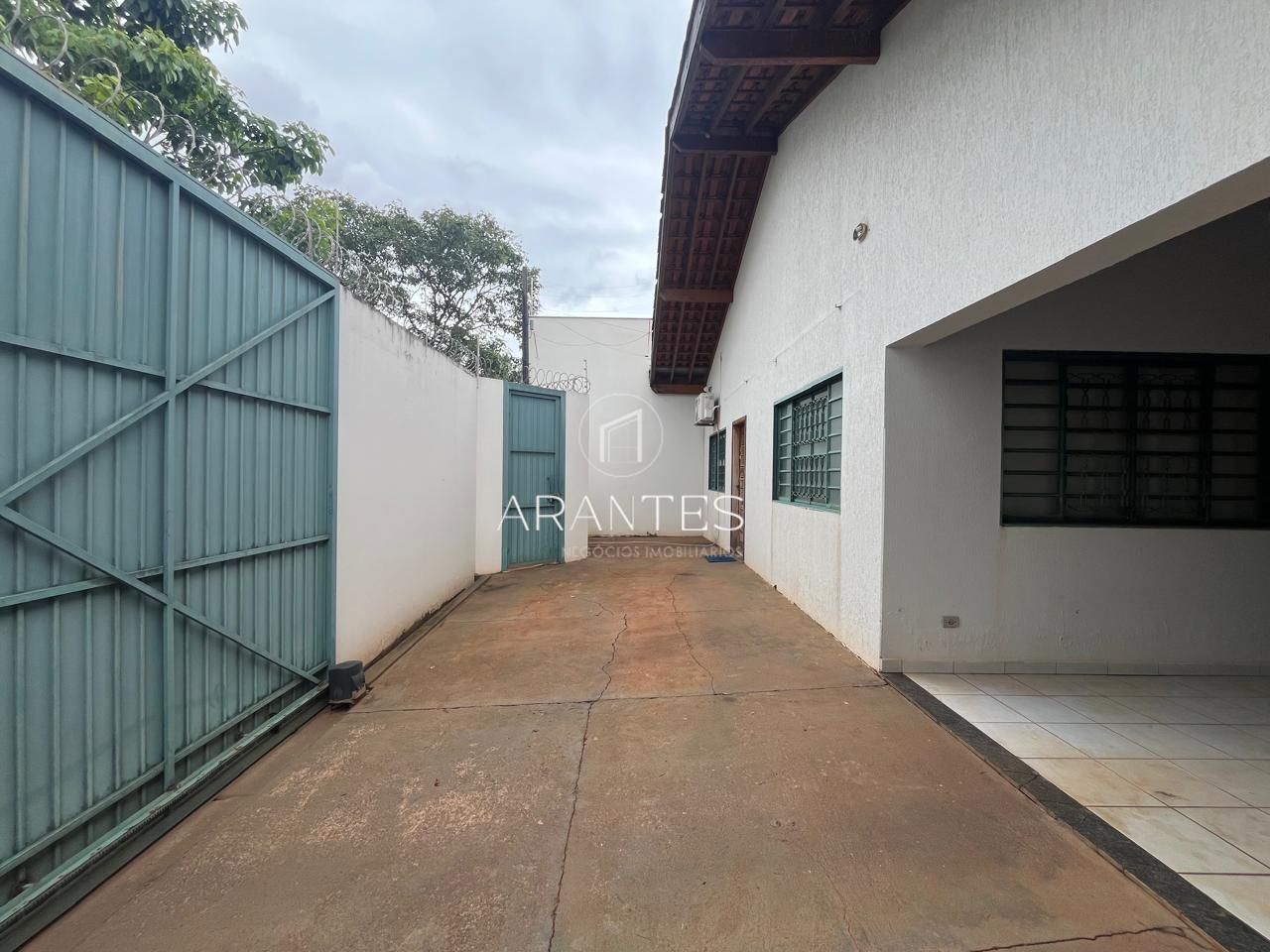 Foto de CASA NO IPE I À VENDA em JARDIM DOS IPES I, Três Lagoas
