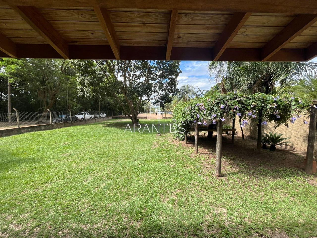 Foto de RANCHO À VENDA COM VISTA INCRÍVEL PARA O RIO SUCURIÚ em RANCHO, Três Lagoas