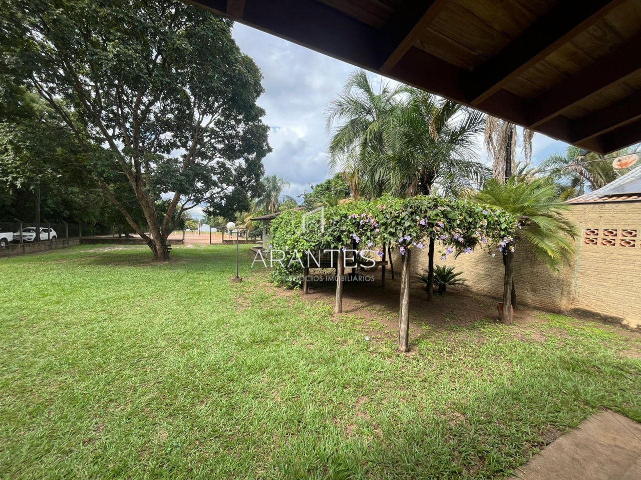 Foto de RANCHO À VENDA COM VISTA INCRÍVEL PARA O RIO SUCURIÚ em RANCHO, Três Lagoas
