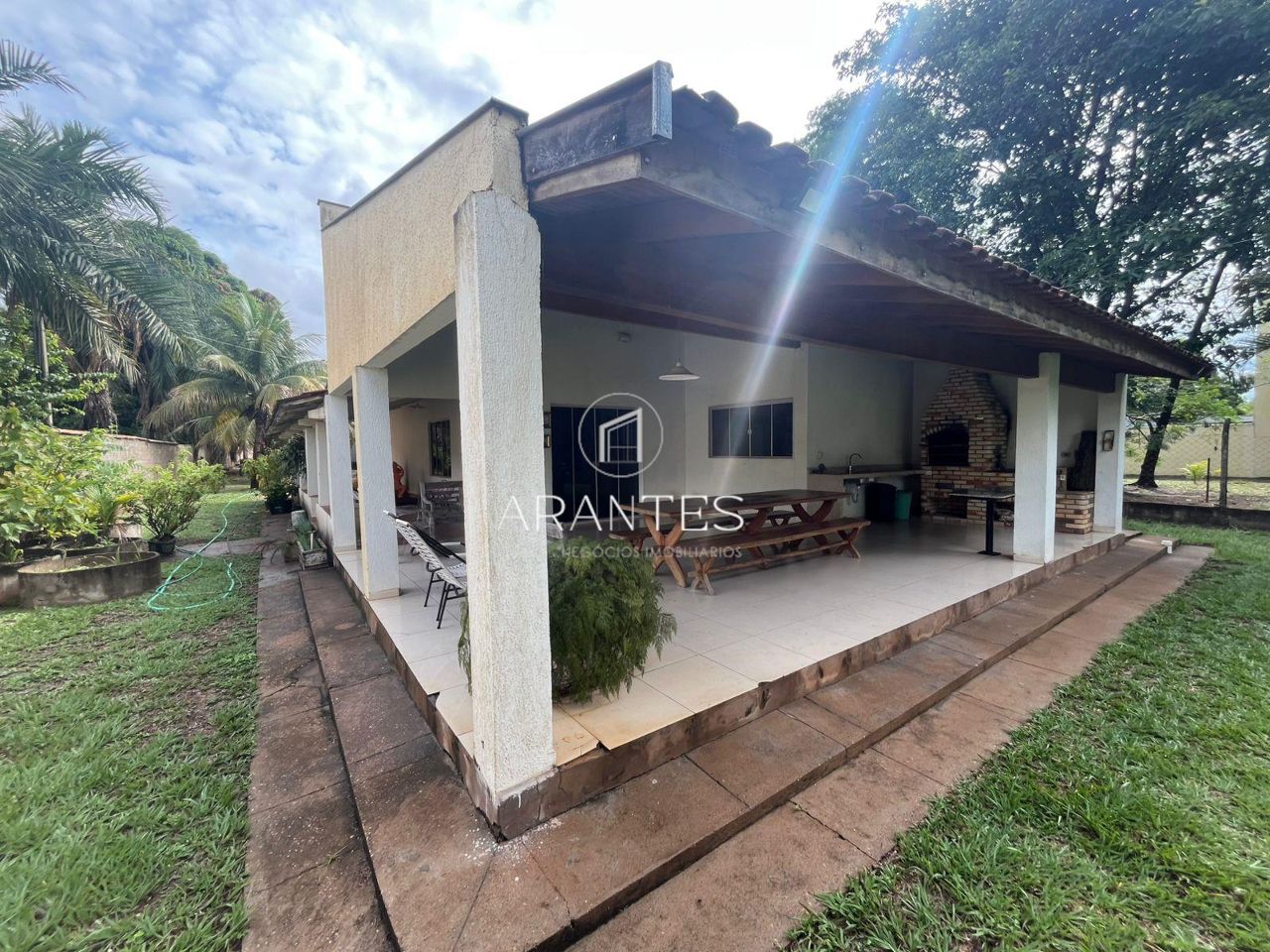 Foto de RANCHO À VENDA COM VISTA INCRÍVEL PARA O RIO SUCURIÚ em RANCHO, Três Lagoas