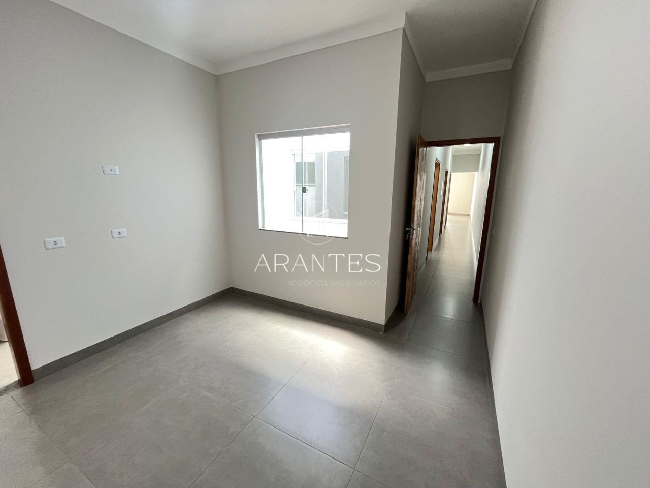 Foto de CASA NOVA E MODERNA À VENDA em JARDIM INDEPENDENCIA, Três Lagoas