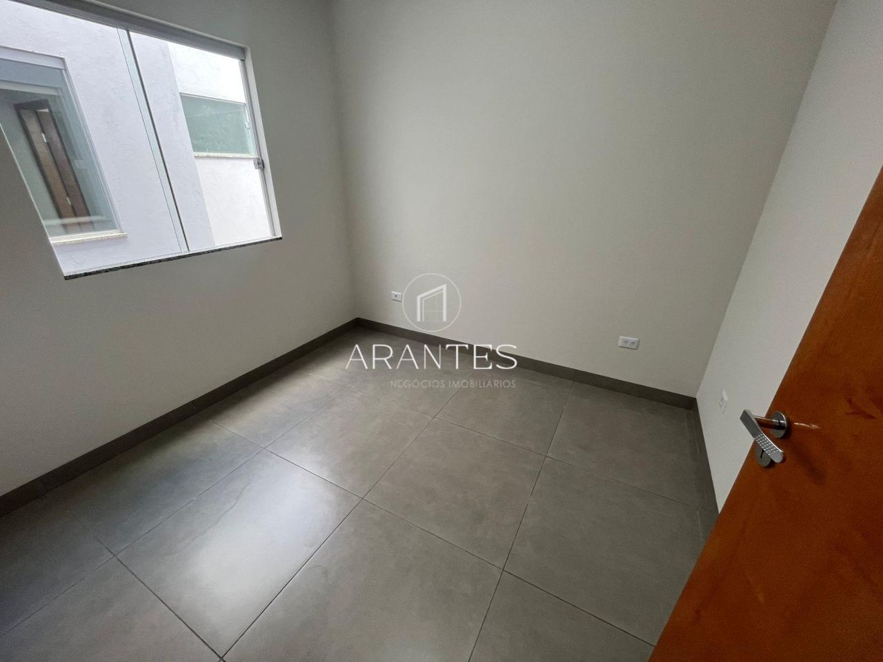 Foto de CASA NOVA E MODERNA À VENDA em JARDIM INDEPENDENCIA, Três Lagoas