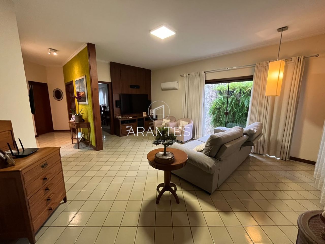 Foto de CASA ALTO PADRÃO À VENDA NO BAIRRO SANTOS DUMONT em SANTOS DUMONT, Três Lagoas