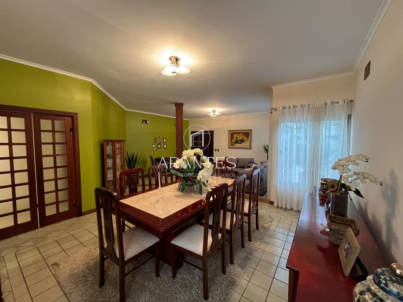 Foto de CASA ALTO PADRÃO À VENDA NO BAIRRO SANTOS DUMONT em SANTOS DUMONT, Três Lagoas