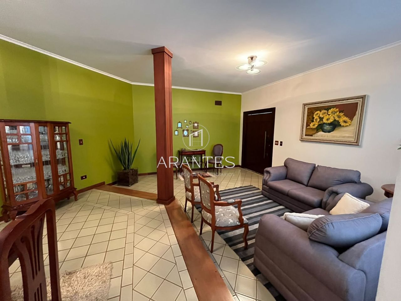 Foto de CASA ALTO PADRÃO À VENDA NO BAIRRO SANTOS DUMONT em SANTOS DUMONT, Três Lagoas