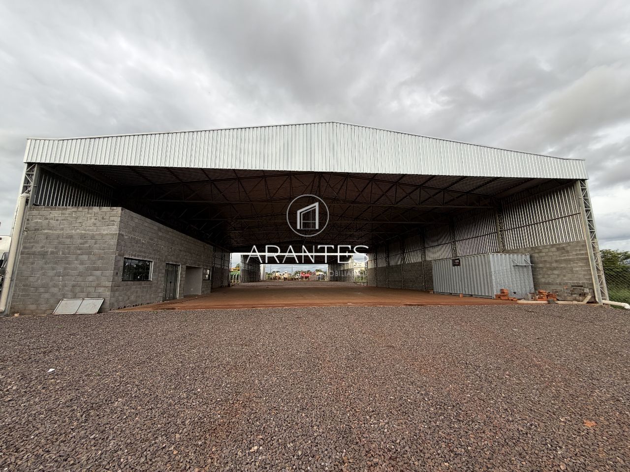 Foto de BARRACÕES INDUSTRIAIS PARA LOCAÇÃO ALUGUEL SAÍDA PARA CAMPO GRANDE em Chácara imperial, Três Lagoas