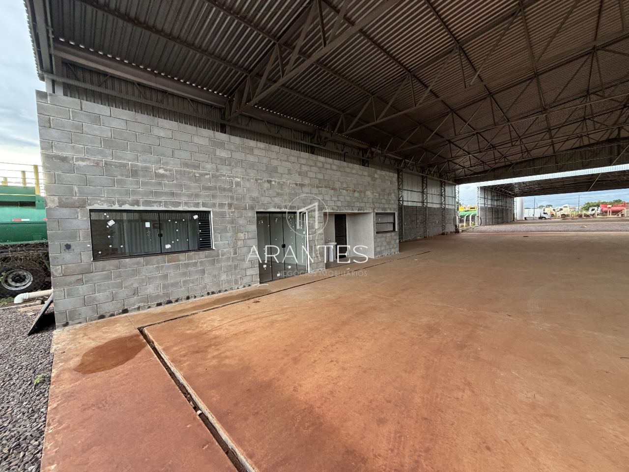Foto de BARRACÕES INDUSTRIAIS PARA LOCAÇÃO ALUGUEL SAÍDA PARA CAMPO GRANDE em Chácara imperial, Três Lagoas