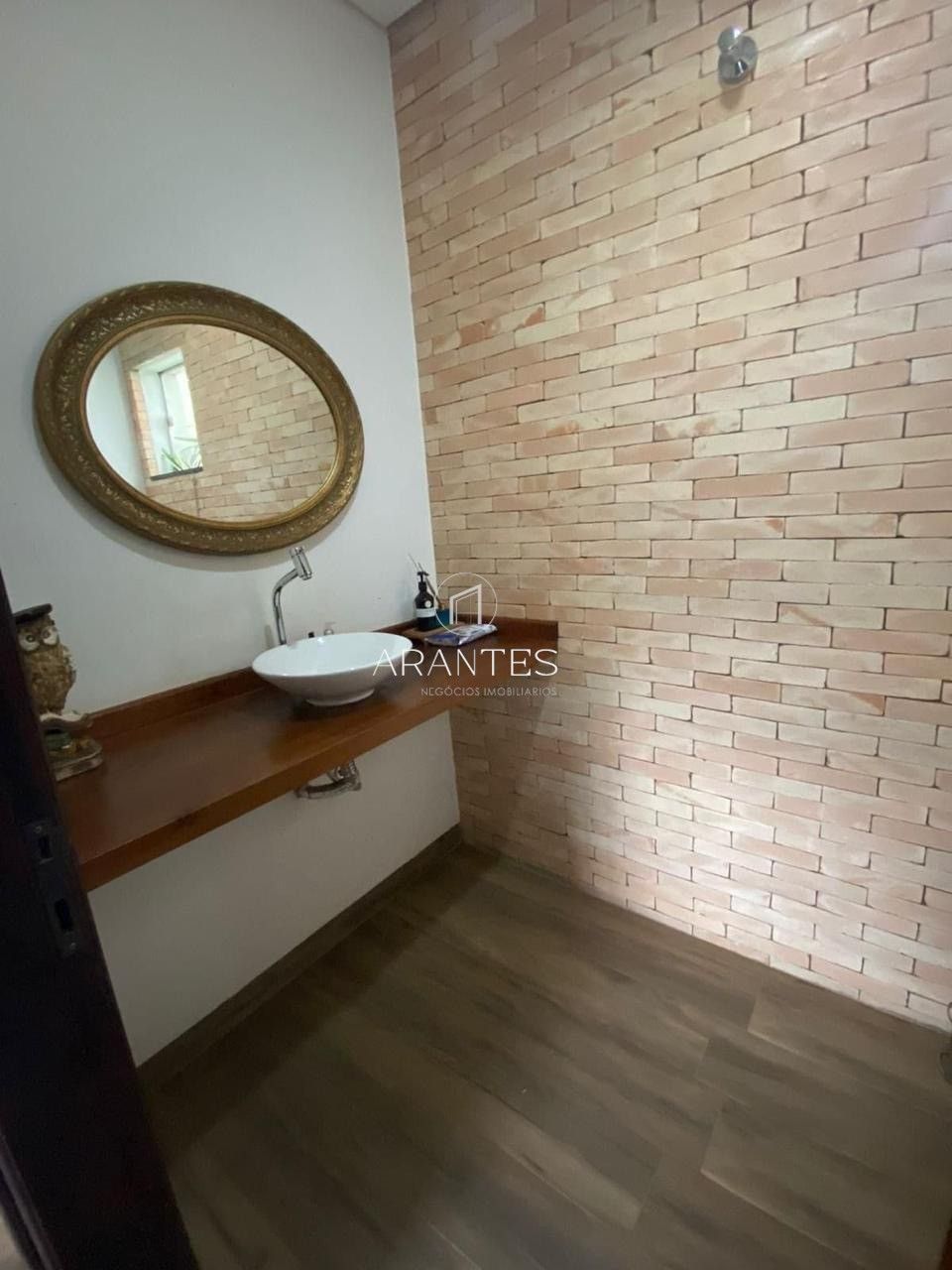 Foto de uma casa que une espaço e conforto e sofisticação  em Nova Três Lagoas, Três Lagoas