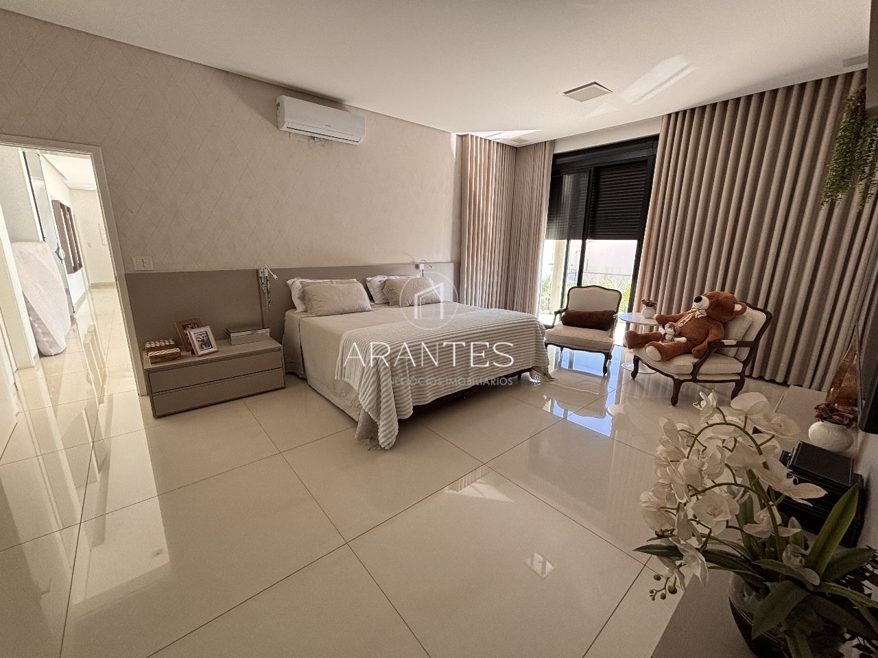 Foto de Casa altíssimo padrão no Portal das Águas com 6 suítes em Jardim Angélica, Três Lagoas