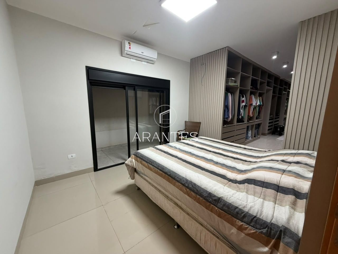 Foto de CASA À VENDA NO CONDOMÍNIO TERRAS DO JUPIÁ em PARQUE DAS MANGUEIRAS, Três Lagoas