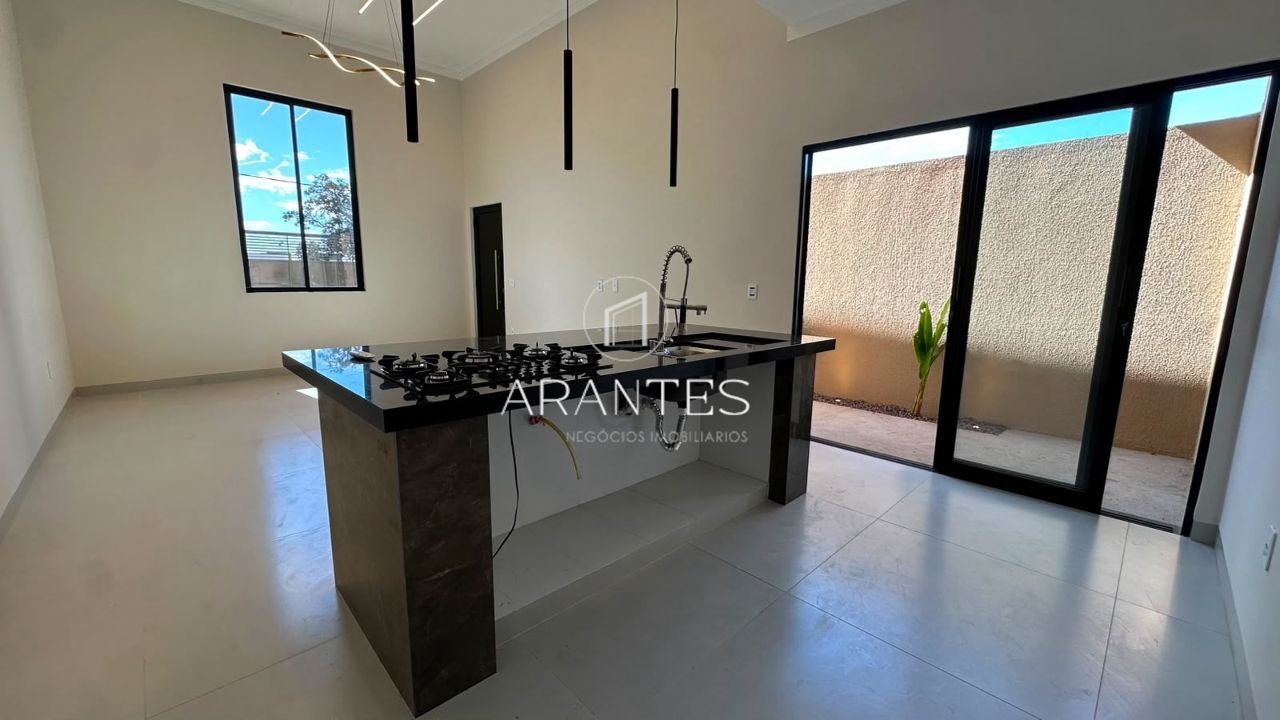 Foto de Casa Santa Helena- Conforto e Sofisticação. em Portal das Araras, Três Lagoas