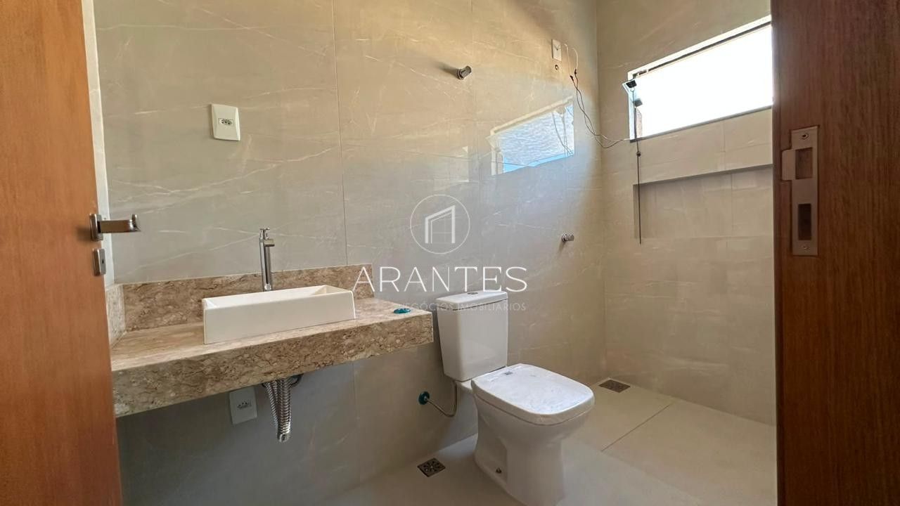 Foto de Casa Santa Helena- Conforto e Sofisticação. em Portal das Araras, Três Lagoas
