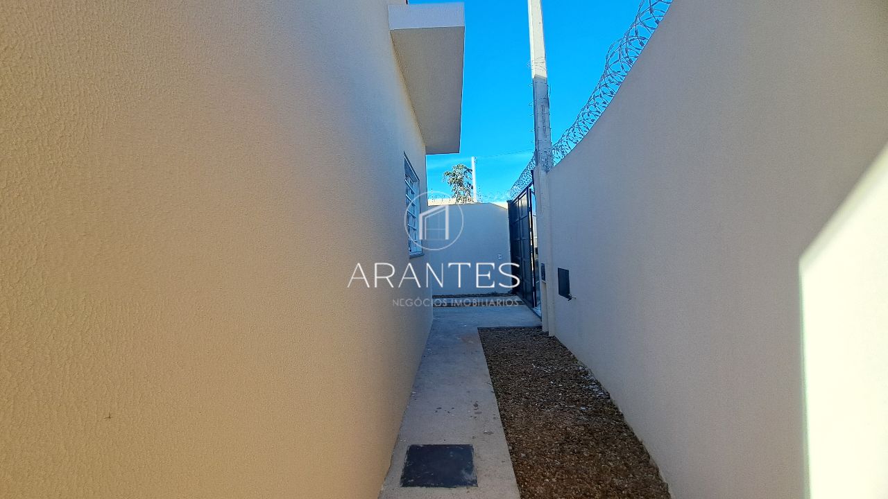 Foto de OPORTUNIDADE! CASA DE ESQUINA – PRONTA PARA MORAR! FINANCIAMENTO MCMV em Nova Três Lagoas III, Três Lagoas