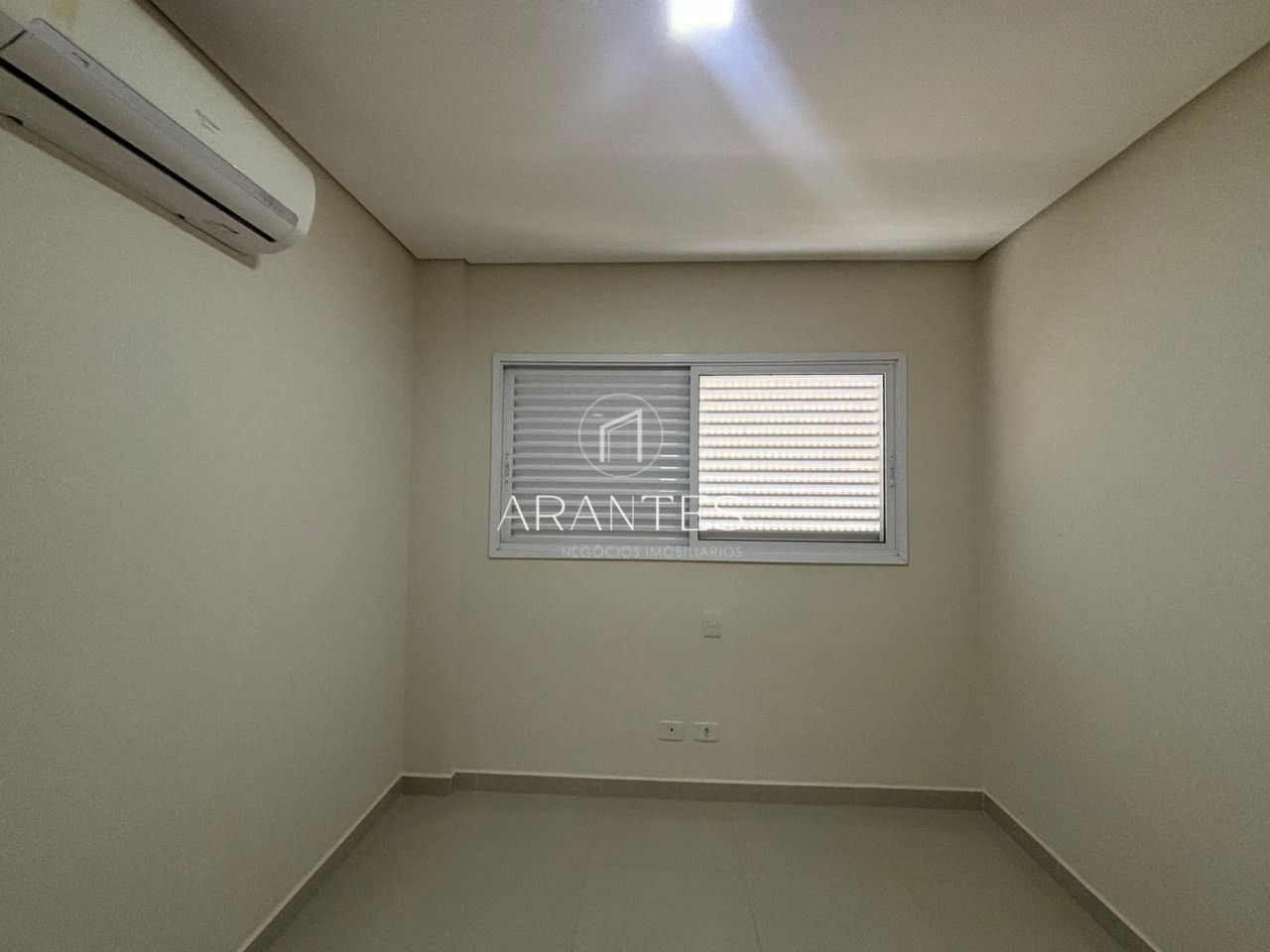 Foto de Apartamento à venda no condomínio Monte Carlo em Centro, Três Lagoas
