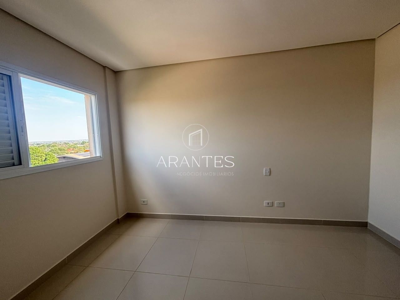 Foto de Apartamento à venda no condomínio Monte Carlo em Centro, Três Lagoas