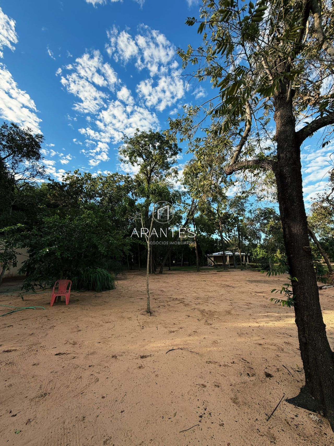 Foto de  Rancho à Venda — Porteira Fechada em Beira sucuriú , Três Lagoas